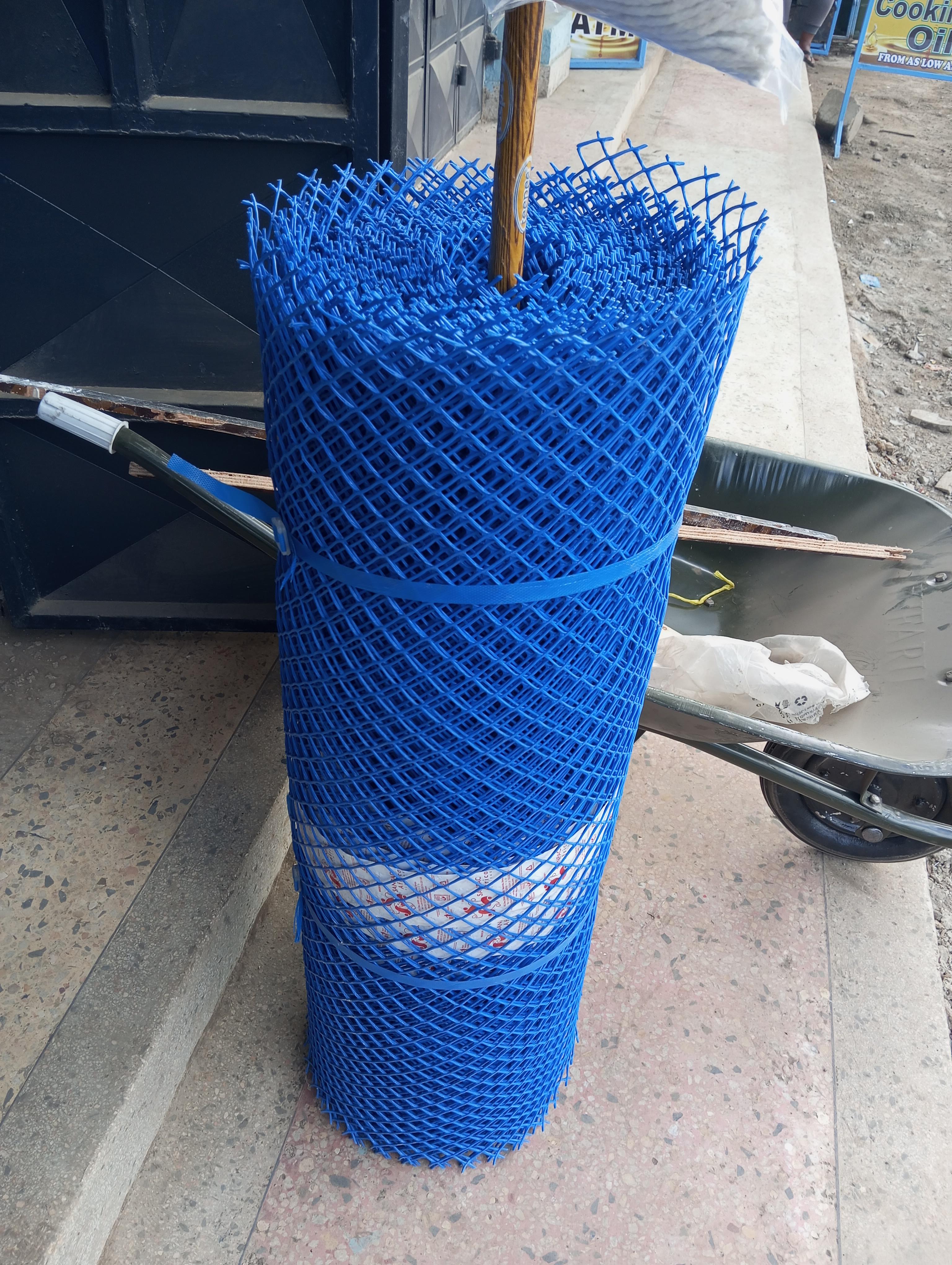 Plastic mesh